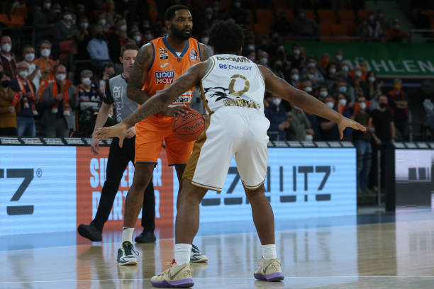 配不仅减轻 配不仅减轻